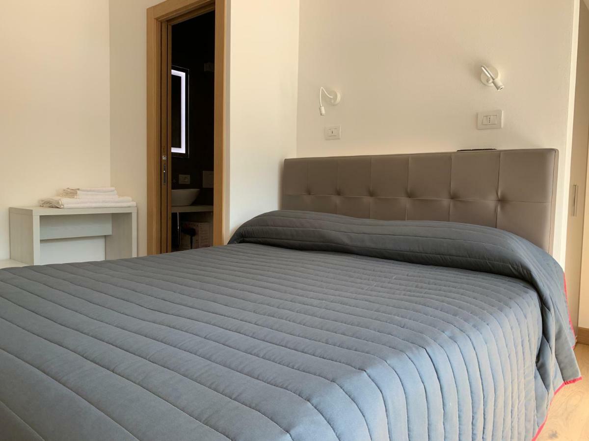 Italo-svizzero Guest house